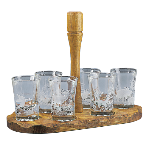 Schnapsgläser auf Eichenbrett graviert mit Jagdmotiven